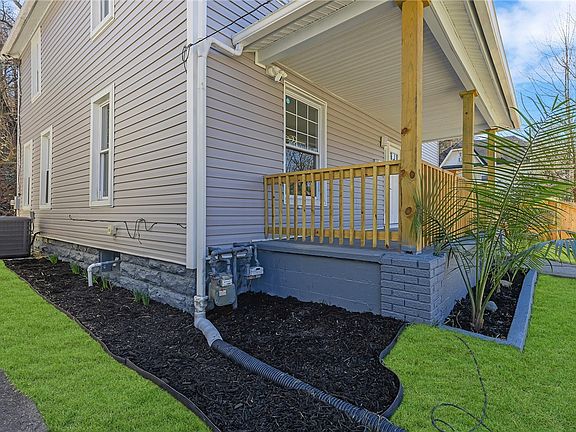 5th image of 517 Highland Ave