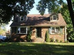 2048 Prospect Ave, Scotch Plains, NJ 07076