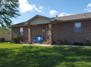 304 W Waggoner St, Adrian, MO 64720