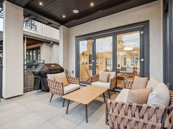 5 bedroom rental in Vancouver — photo 27