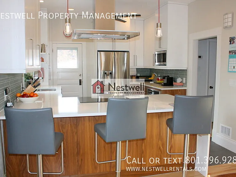 986 S Lake St — Photo 7