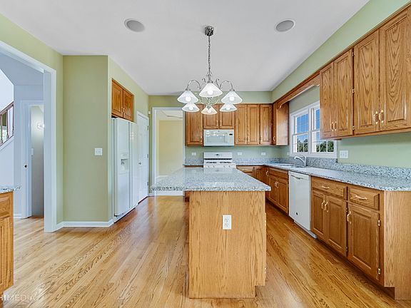 3rd image of 16848 S Arbor Creek Dr