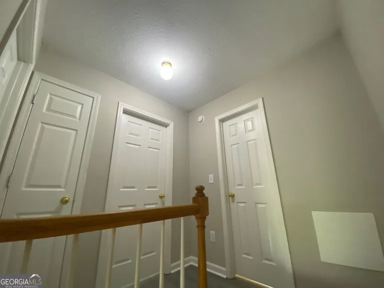 160 Smith Ave #B — Photo 7