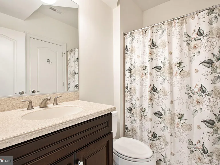 8319 Quarry Manor Ter — Photo 68