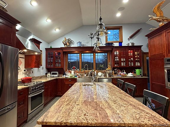 5th image of 5 Cortlandt Manor Road