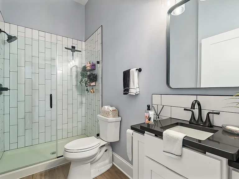 14 S Main St #4 — Photo 11