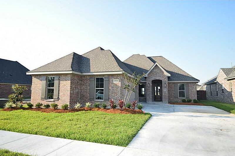 1st image of 3242 Fairwood Ln #L