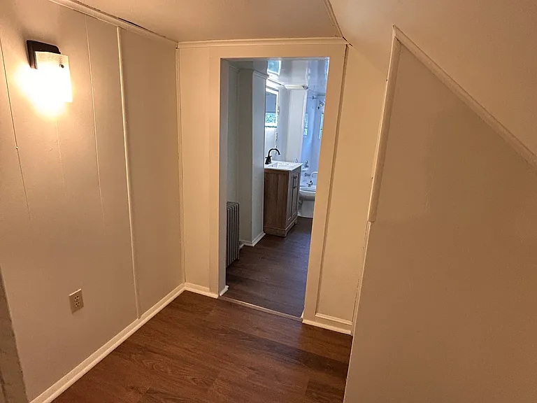 830 Brook St #830 — Photo 10