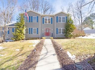 11 Timberline Rd, Budd Lake, NJ 07828