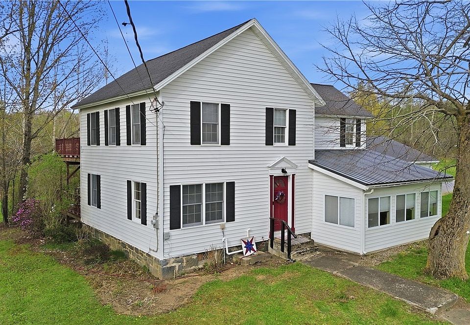 1st image of 110 Beldon Corners Rd