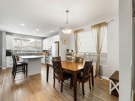 5th image of 24320 102a Ave