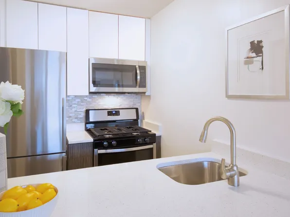 150 East 34th Street 206 image 3 of 30