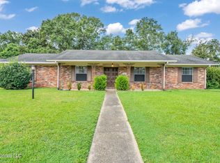 15652 Parkwood Dr S, Gulfport, MS 39503