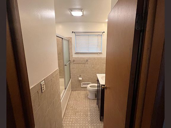 Main floor bathroom