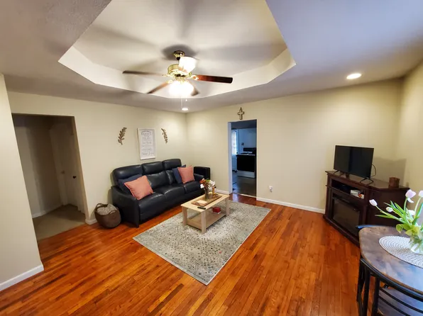 328 Milton Ave #1, Anderson, IN 46012