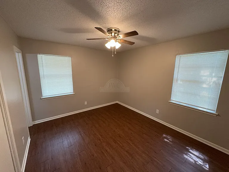 1205 Kathey Dr — Photo 14