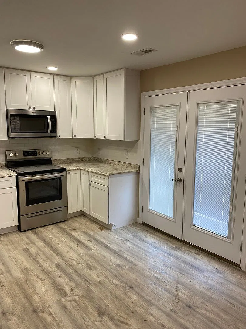 3 bed, 1428 sqft, $1,500 — Photo 3