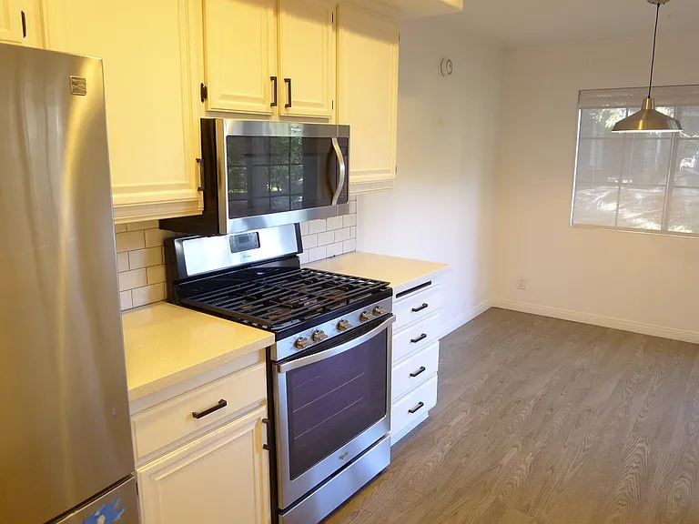 20321 Tidepool Cir #105 — Photo 10