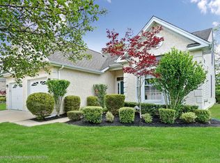 35 Inverness Ln, Jackson, NJ 08527