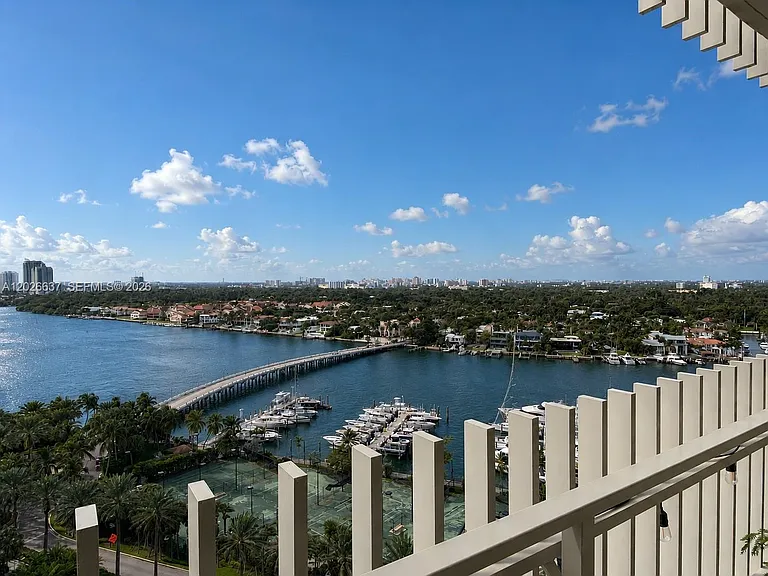 2 Grove Isle Dr #B1706 — Photo 21