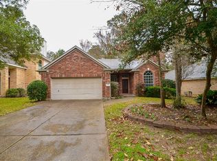 62 N Hollylaurel Cir, Spring, TX 77382