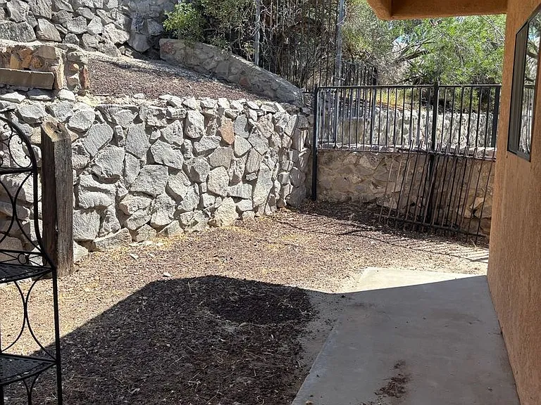 3109 Las Placitas Rd — Photo 16