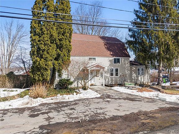 2nd image of 102 Meyers Rd