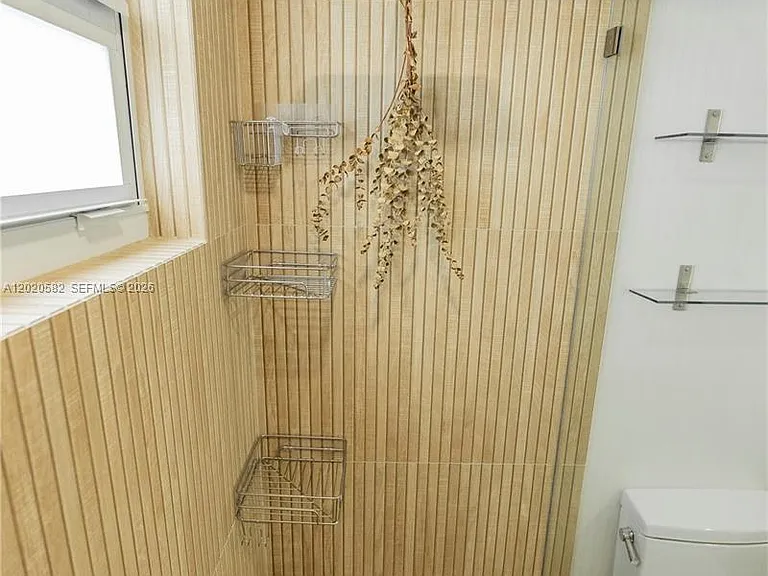301 Jefferson Ave #4E — Photo 6