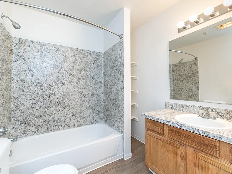 1 Bed 1 Bath Standard - 707 Sq Ft 1 Bed 1 Bath Standard - 707 Sq Ft