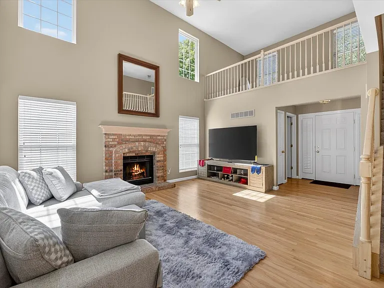 630 Cascade Lake Dr — Photo 36
