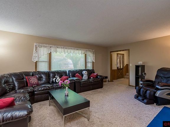 2nd image of 125 Atwood Dr