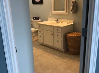 4466 Turnbow Ln, Bismarck, ND 58503