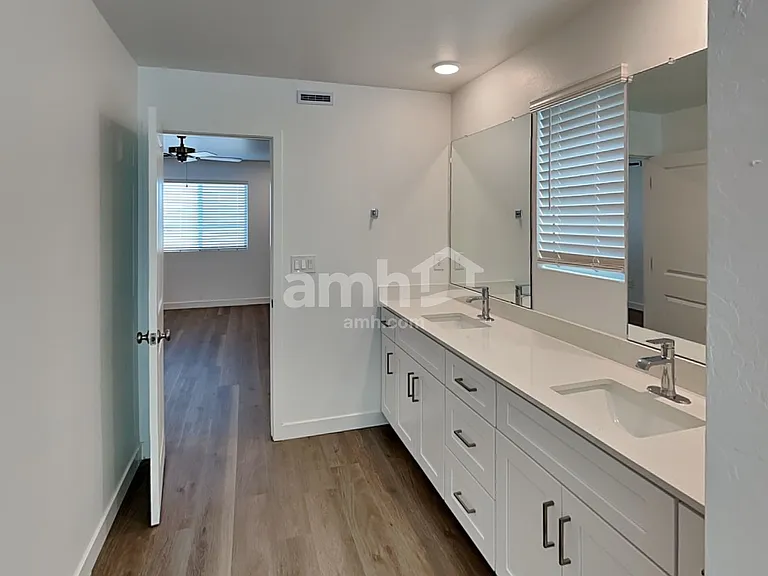 12638 W Flynn Ln — Photo 14