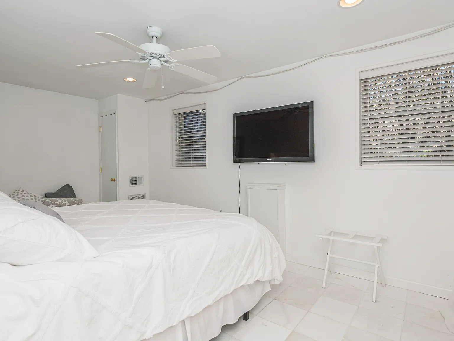 Ditch Plains Beach House — Photo 4