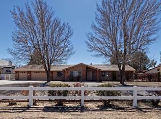 18985 Appaloosa Rd, Apple Valley, CA 92308