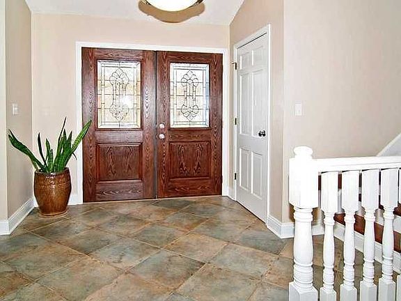 The Large Foyer is ready to Greet Your Guests