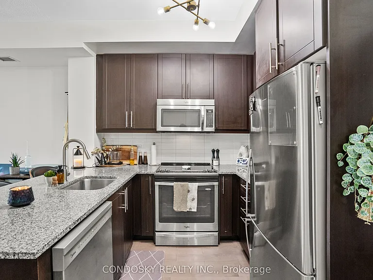 3170 Erin Mills Pkwy #311 — Photo 8