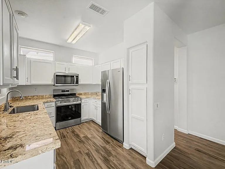 15357 W Via Montoya — Photo 9
