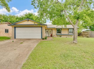 605 Yale Dr, Lancaster, TX 75134