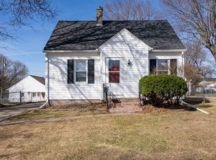 3418 Taylor St, Davenport, IA 52806