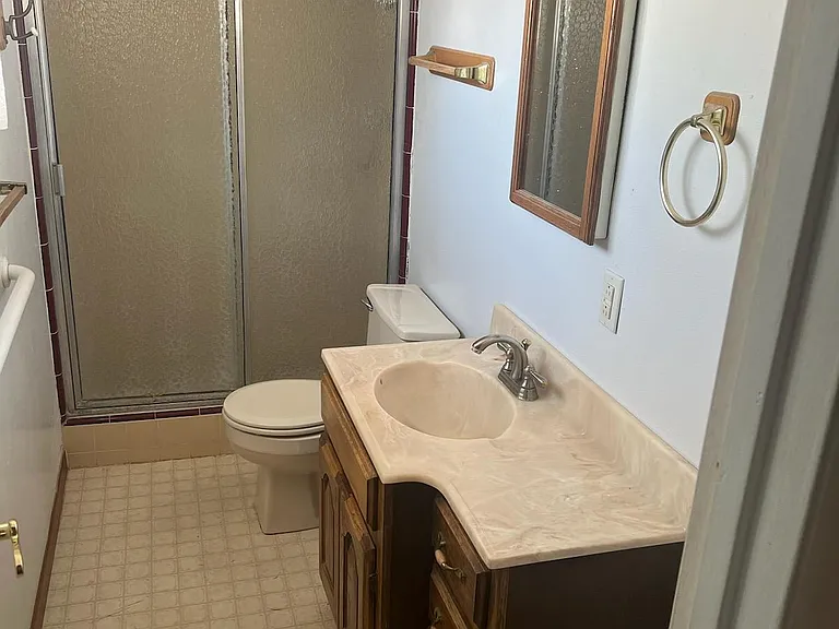 5433 W Pierson St — Photo 14