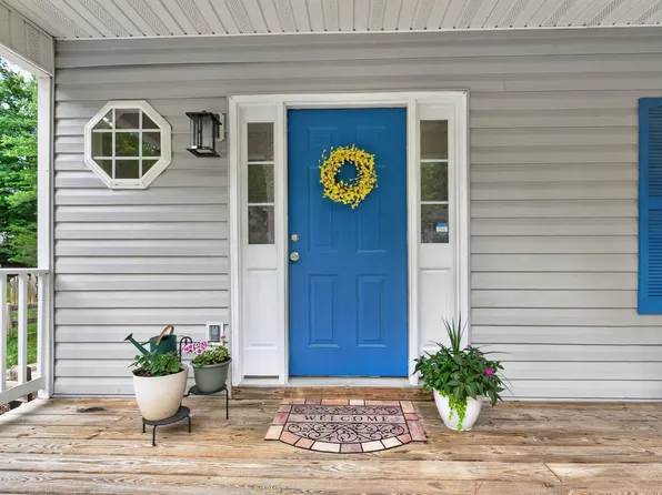 17 Windy Way, Palmyra, VA 22963