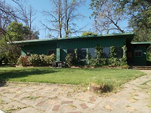1st image of 18980 River Crest Dr