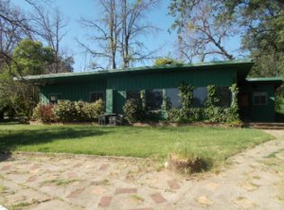18980 River Crest Dr, Anderson, CA 96007