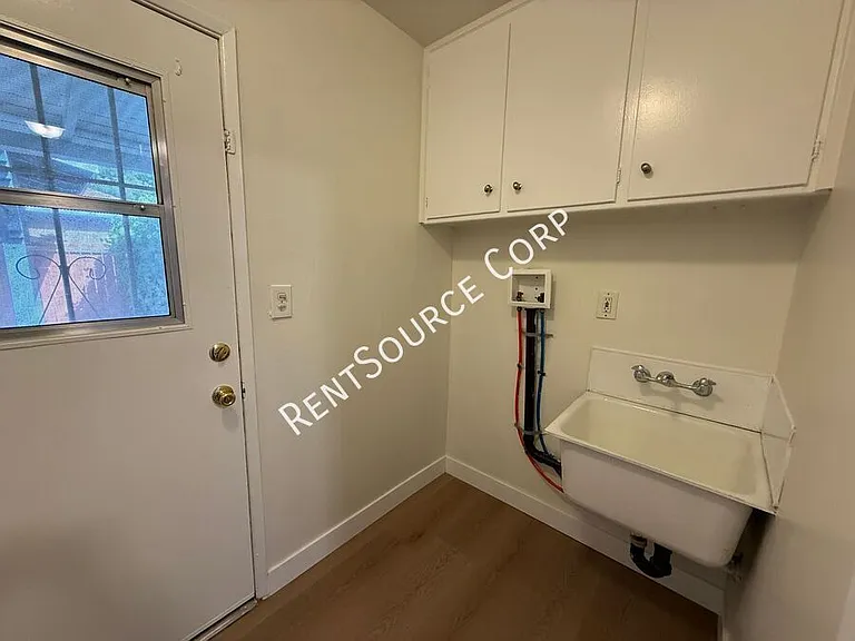 1149 W Avenue H11 — Photo 8