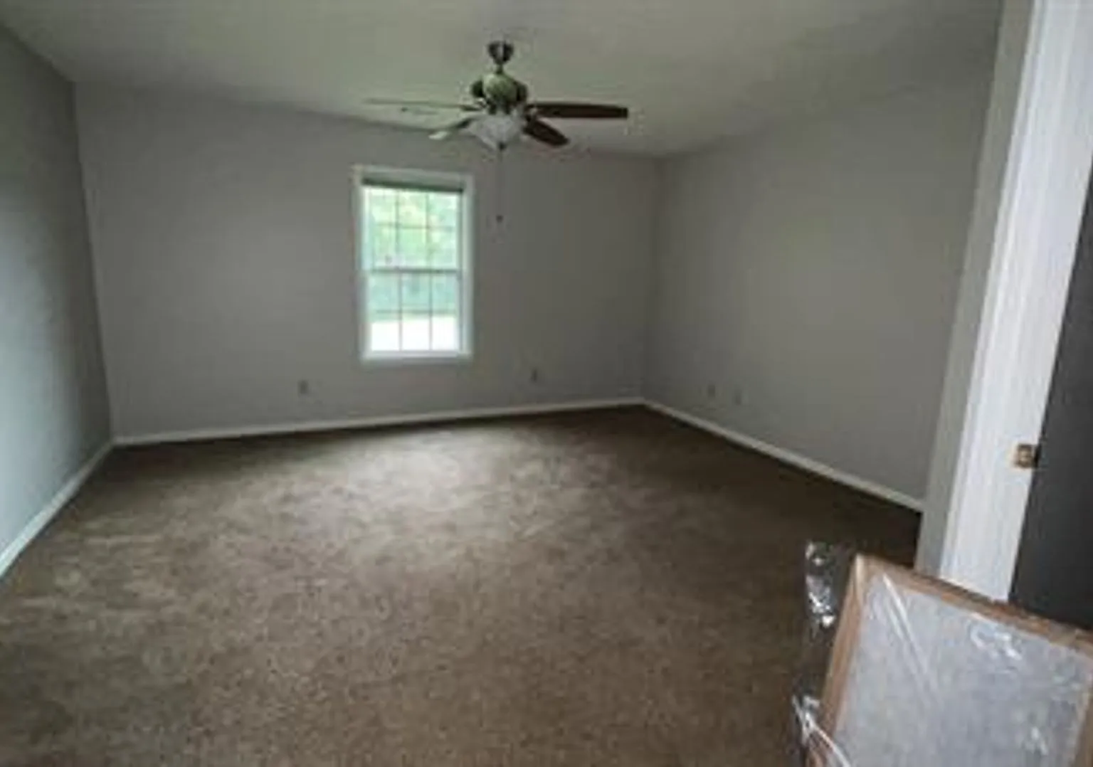 3 Bed 2 bath ready to move in — Photo 4