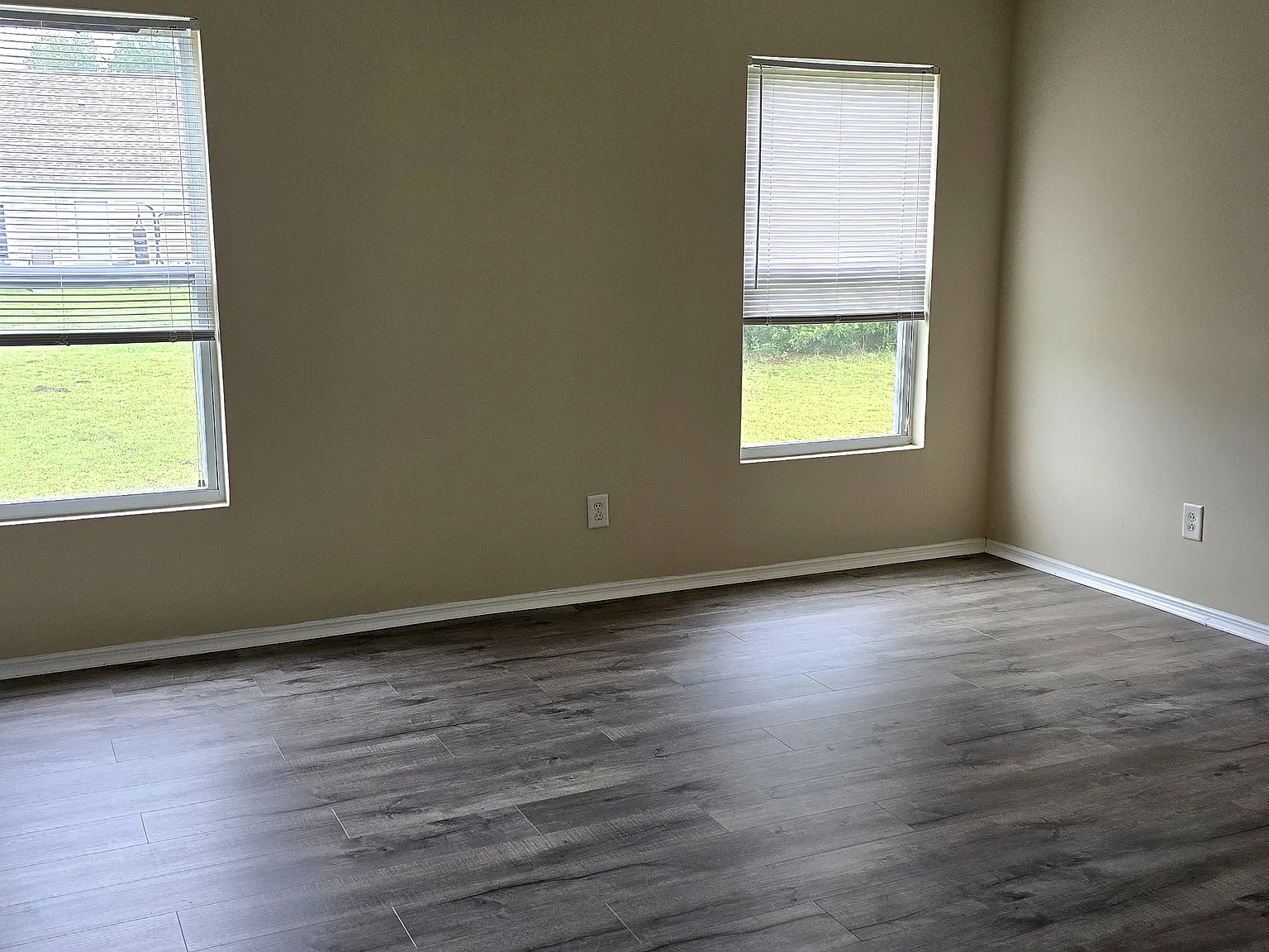3 bed, 1444 sqft, $2,000 — Photo 4