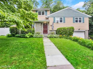 14 Comly Ter, Greenwich, CT 06831