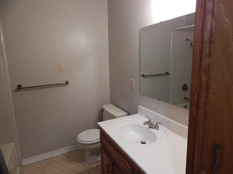 4503 River Oaks Dr — Photo 29