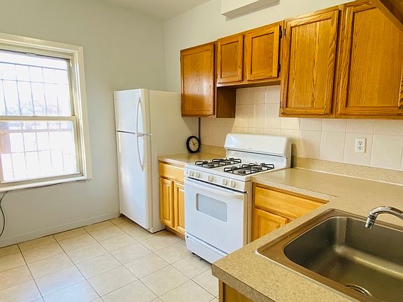 2nd image of 50-46 40th St #2B